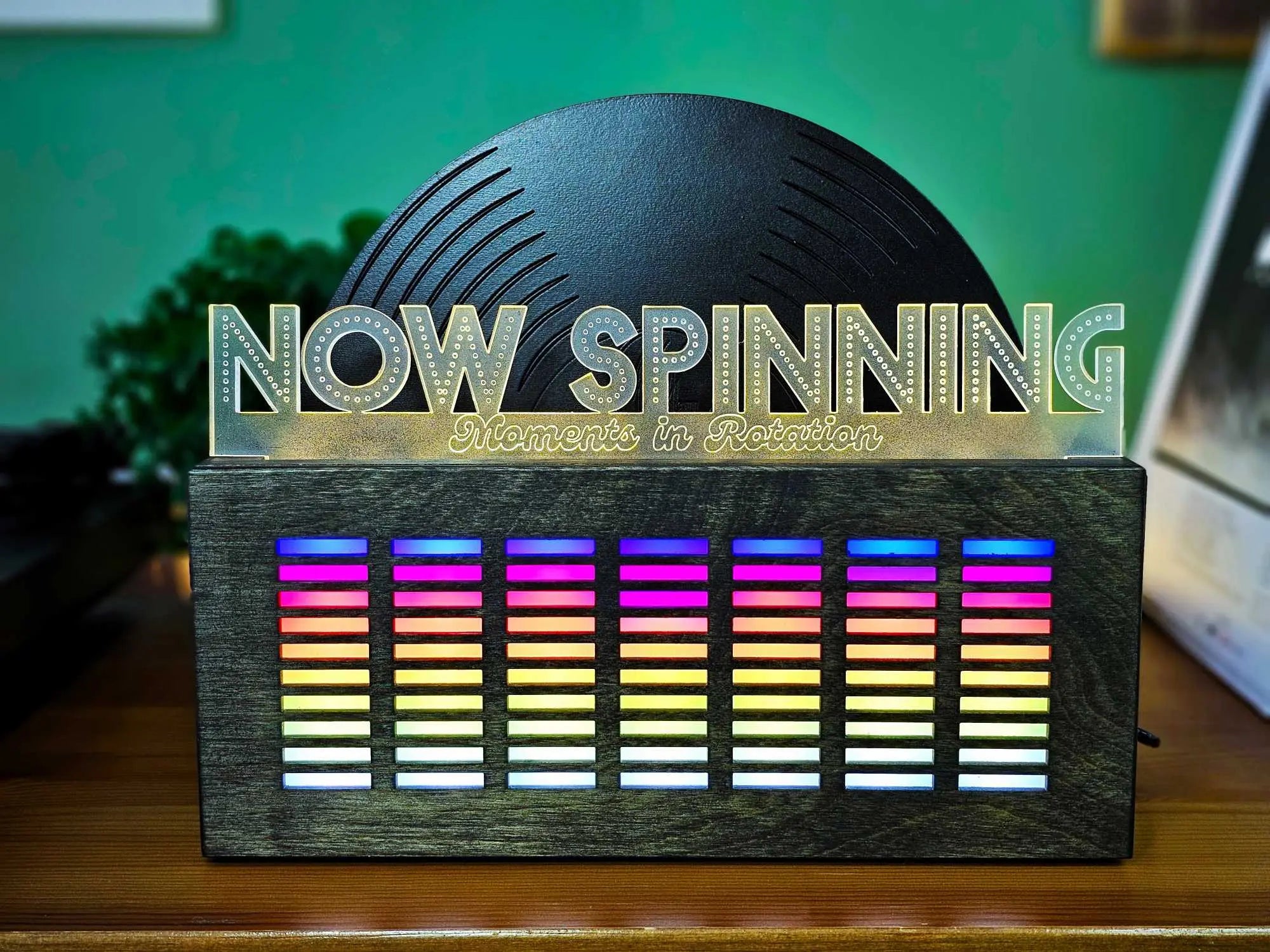 RGB Vinyl Visualizer with Custom LED “Now Playing” Panel – Ledclaw ...